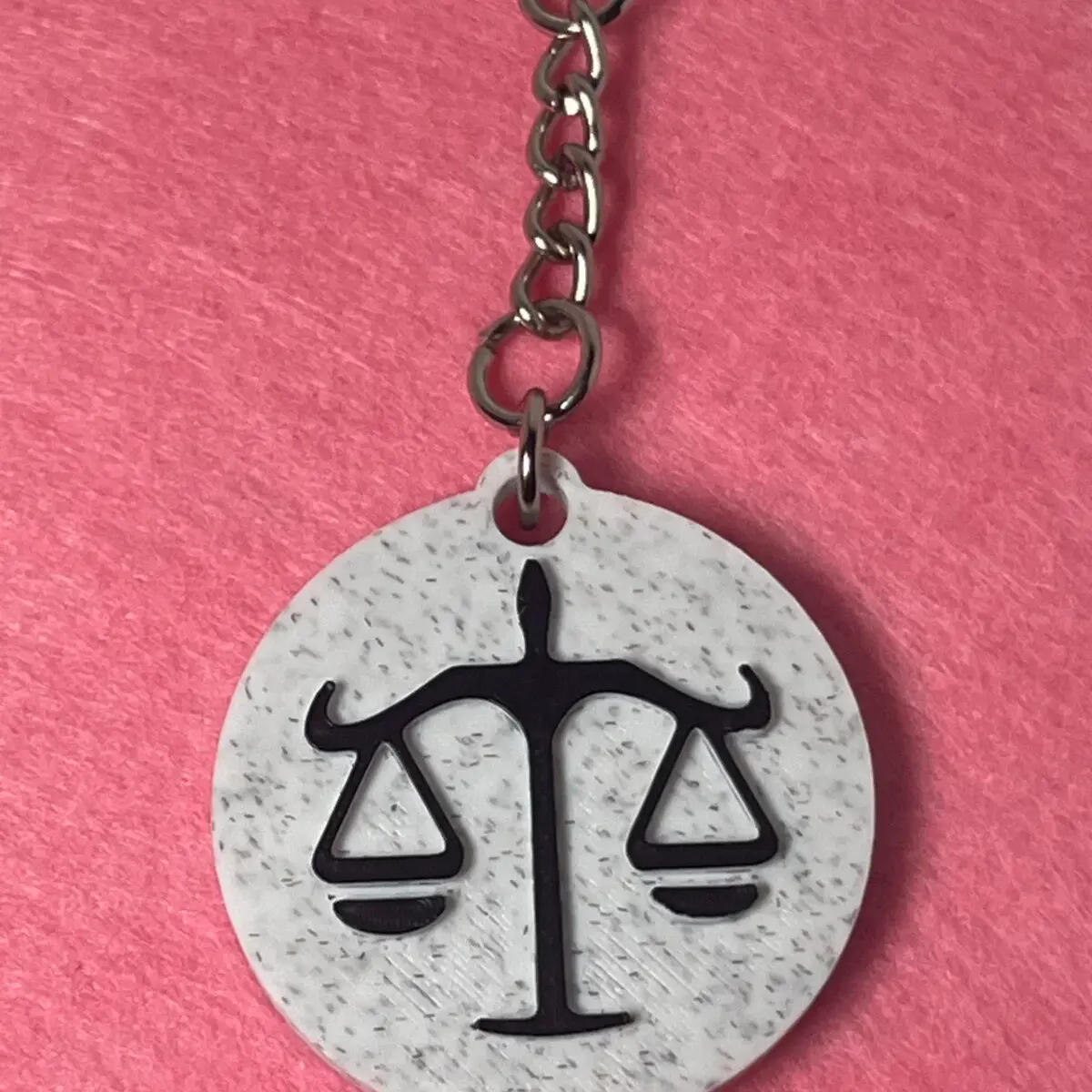 Terazi Burcu Anahtarlığı