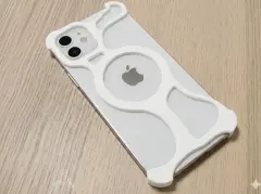 Iphone 12/12 Pro Minimal Kılıf Beyaz