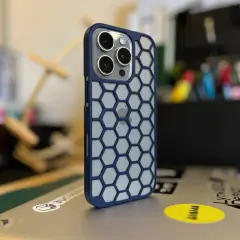 Iphone 16 Pro Delikli Telefon Kılıfı Lacivert