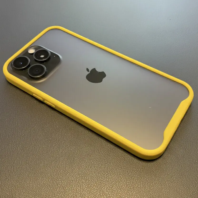 Iphone 15 Pro Max Koruyucu Çerçeve Sarı